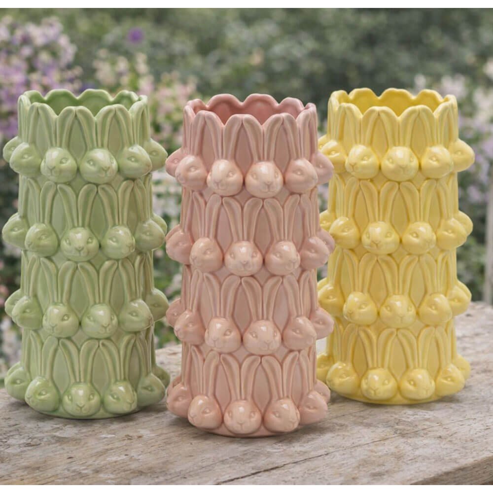 Розовая керамическая ваза EDG с рельефными зайчиками, высота 32 см